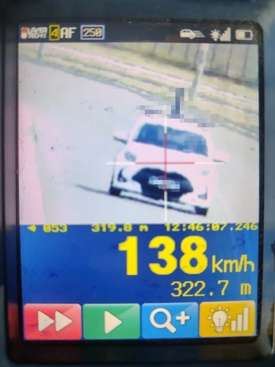 Nadmierna prędkość na ulicy Dywizjonu 303 w Białymstoku