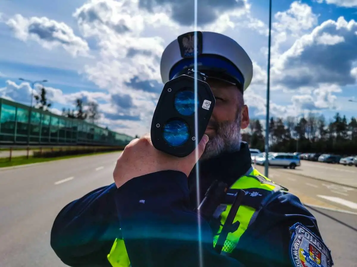 Kierowca BMW zatrzymany za prędkość 125 km/h w centrum Białegostoku