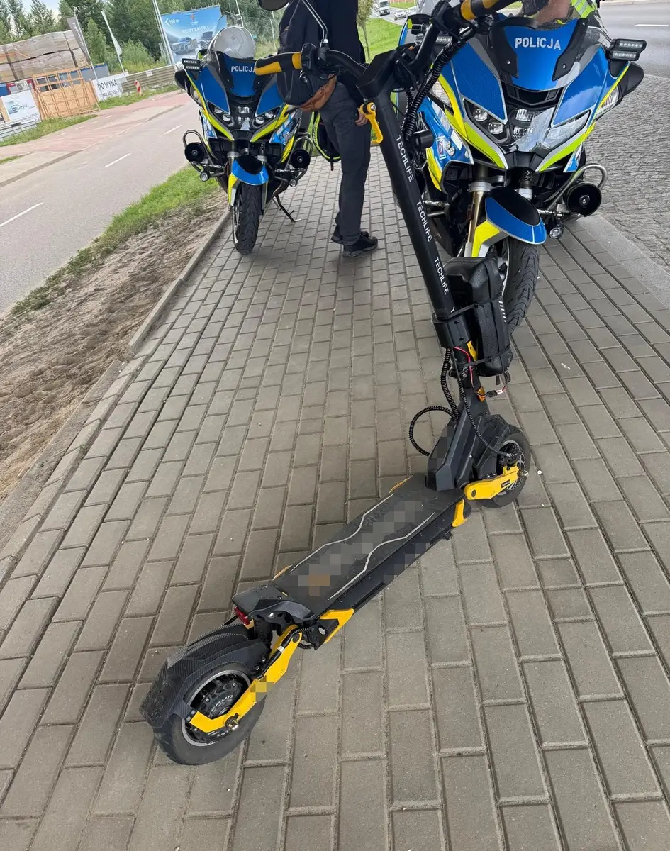 Białostocka policja kontroluje kierowców hulajnóg