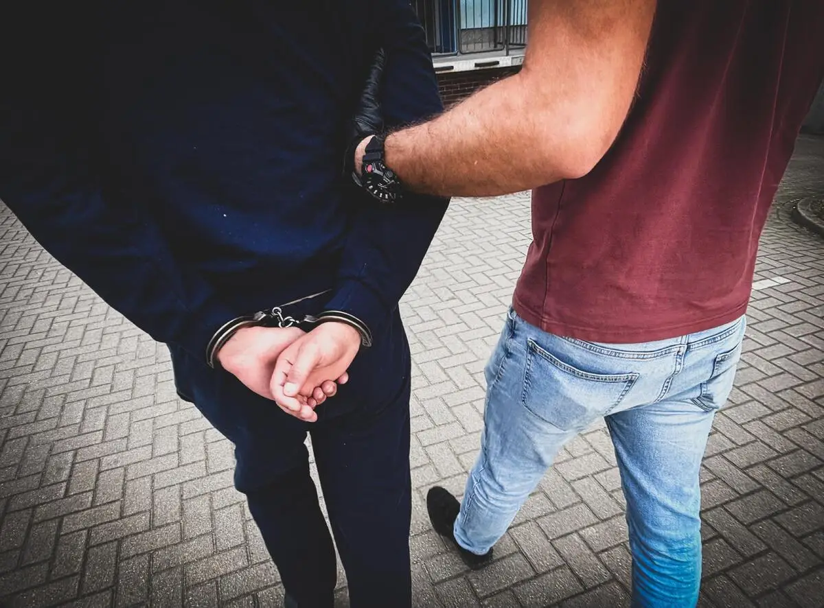 Trzej mężczyźni zatrzymani po serii napadów w okolicach dworca kolejowego