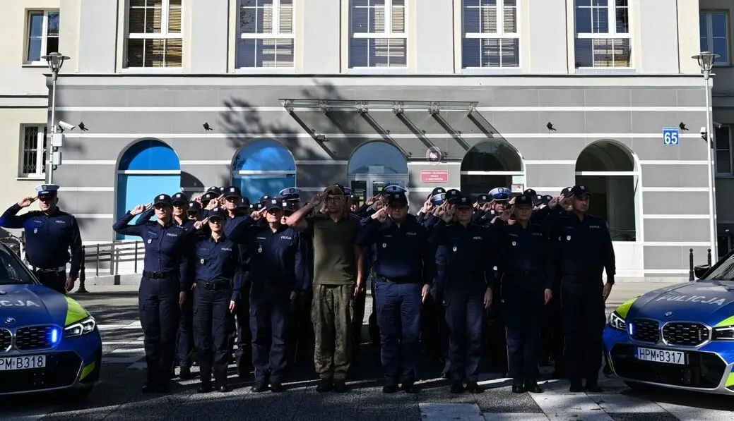 Hołd dla zastrzelonego policjanta w Bolesławcu