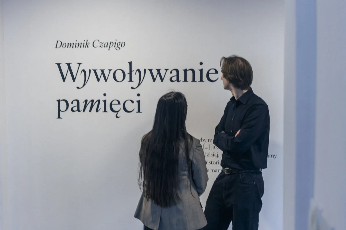 Wernisaż wystawy Dominika Czapigo w Centrum im. Ludwika Zamenhofa